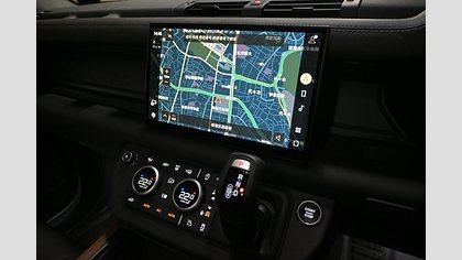 Defender 110 42