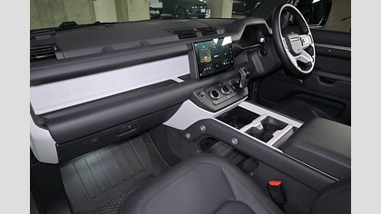 Defender 110 28