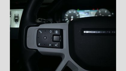 Defender 110 44