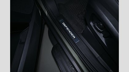 Defender 110 49