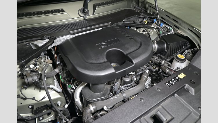 2024 認定中古車 Land Rover Defender 110 パンゲアグリーン D350 ディーゼルマイルドハイブリッド X-Dynamic HSE