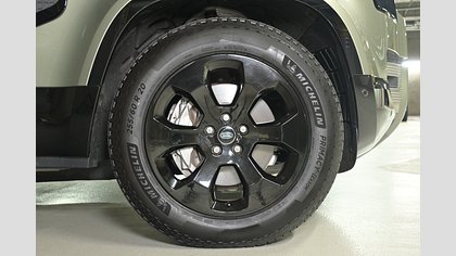 Defender 110 8