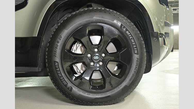 2024 認定中古車 Land Rover Defender 110 パンゲアグリーン D350 ディーゼルマイルドハイブリッド X-Dynamic HSE
