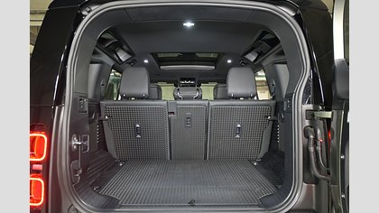 Defender 110 19