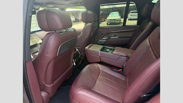 2023 Вживаний Land Rover Range Rover Charente Grey 3.0 litre i6D​ Autobiography