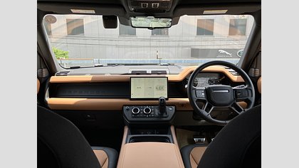 Defender 110 3