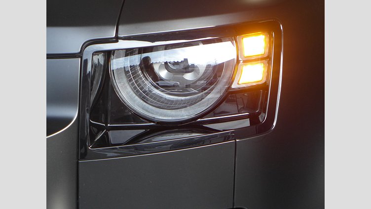 2024 認定中古車 Land Rover Defender 110 サントリーニブラック D300 AWD（AT） X-DYNAMIC HSE