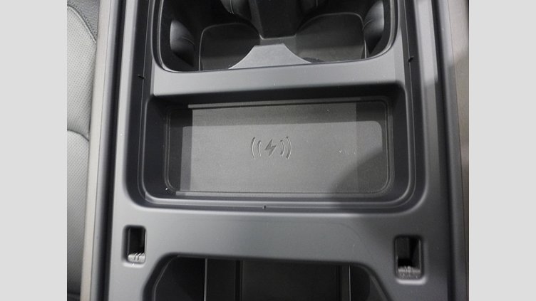 2024 認定中古車 Land Rover Defender 110 サントリーニブラック D300 AWD（AT） X-DYNAMIC HSE