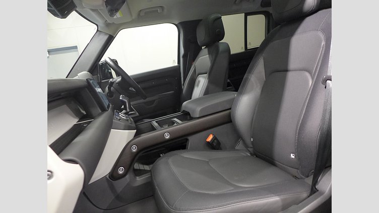 2024 認定中古車 Land Rover Defender 110 サントリーニブラック D300 AWD（AT） X-DYNAMIC HSE