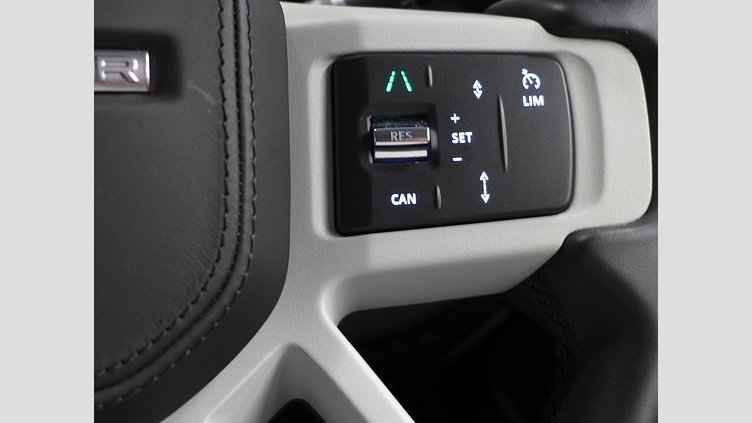 2024 認定中古車 Land Rover Defender 110 サントリーニブラック D300 AWD（AT） X-DYNAMIC HSE