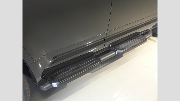 2024 認定中古車 Land Rover Defender 110 サントリーニブラック D300 AWD（AT） X-DYNAMIC HSE
