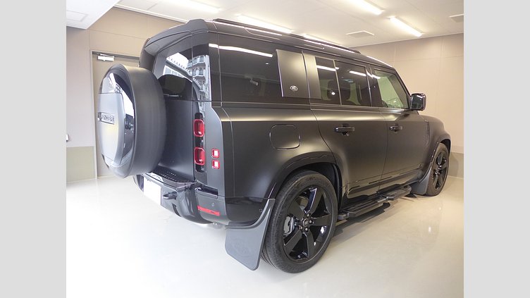 2024 認定中古車 Land Rover Defender 110 サントリーニブラック D300 AWD（AT） X-DYNAMIC HSE