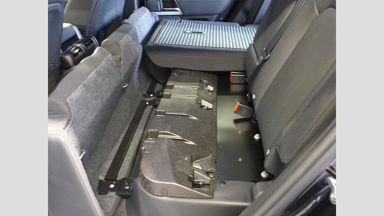 2024 認定中古車 Land Rover Defender 110 サントリーニブラック D300 AWD（AT） X-DYNAMIC HSE