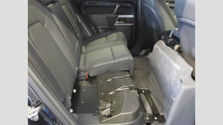 2024 認定中古車 Land Rover Defender 110 サントリーニブラック D300 AWD（AT） X-DYNAMIC HSE