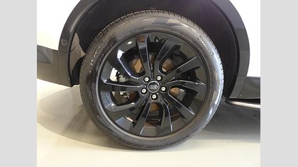 Discovery Sport 10