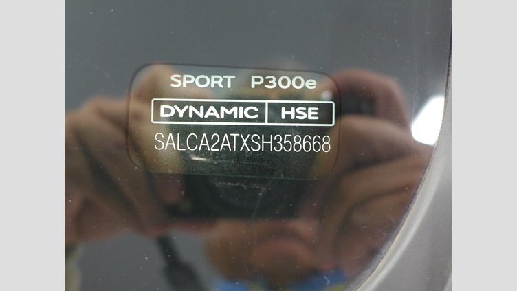 2024 認定中古車 Land Rover Discovery Sport フジホワイト プラグインハイブリッド（ガソリン） 標準ホイール Dynamic HSE