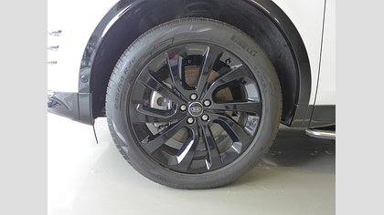 Discovery Sport 11
