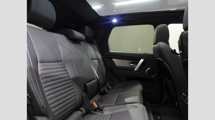 2024 認定中古車 Land Rover Discovery Sport フジホワイト プラグインハイブリッド（ガソリン） 標準ホイール Dynamic HSE