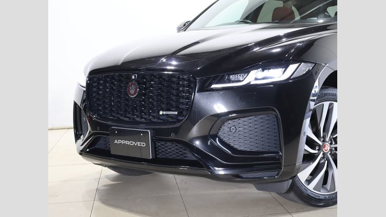 2022 認定中古車 Jaguar F-Pace Santorini Black 2.0L I4 Pet Mid DOHC AJ200 R SE P250