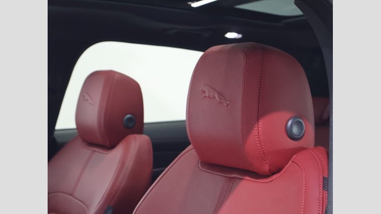 2022 認定中古車 Jaguar F-Pace Santorini Black 2.0L I4 Pet Mid DOHC AJ200 R SE P250