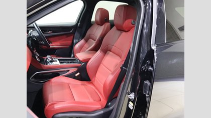 F-Pace 2