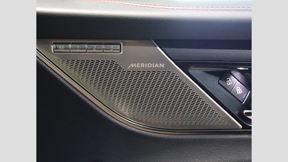 F-Pace 30