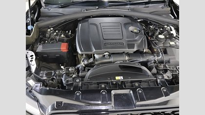 F-Pace 20