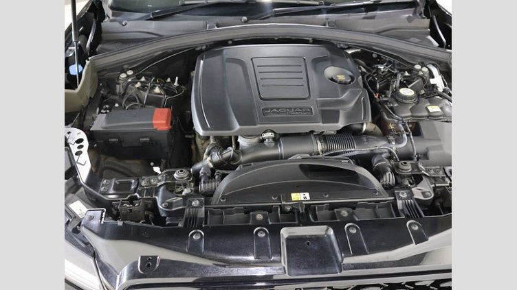 2022 認定中古車 Jaguar F-Pace Santorini Black 2.0L I4 Pet Mid DOHC AJ200 R SE P250