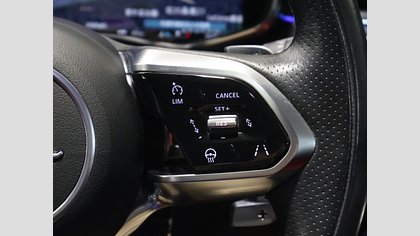 F-Pace 24