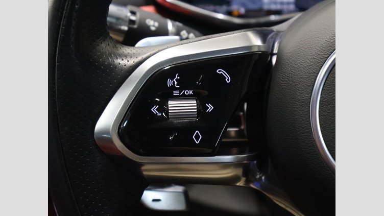2022 認定中古車 Jaguar F-Pace Santorini Black 2.0L I4 Pet Mid DOHC AJ200 R SE P250