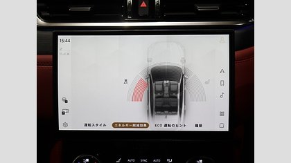 F-Pace 36