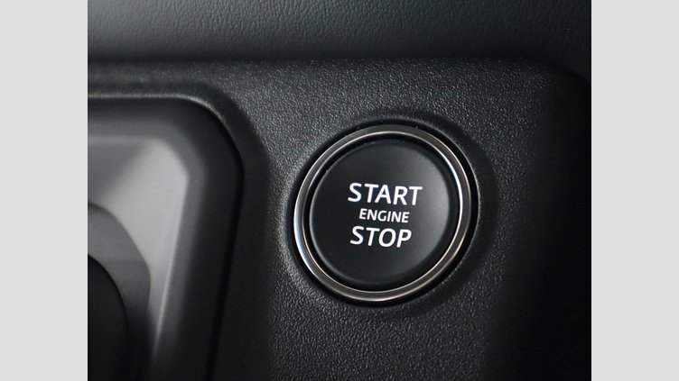 2024 認定中古車 Land Rover Defender 90 フジホワイト D350 ディーゼルマイルドハイブリッド X-Dynamic HSE