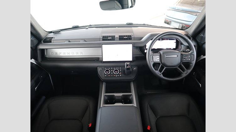2024 認定中古車 Land Rover Defender 90 フジホワイト D350 ディーゼルマイルドハイブリッド X-Dynamic HSE