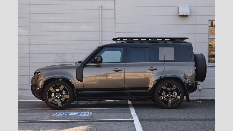 2025 認定中古車 Land Rover Defender 110 ゴンドワナストーン D350 ディーゼルマイルドハイブリッド X-Dynamic HSE