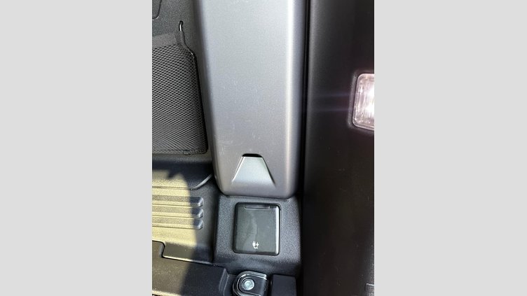 2022 Approved Land Rover Defender 110 Silicon Silver AWD D300 X
