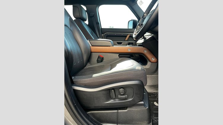 2022 Approved Land Rover Defender 110 Silicon Silver AWD D300 X