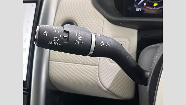2023 認定中古車 Land Rover Discovery フジホワイト D300 AWD（オートマチック） METROPOLITAN EDITION