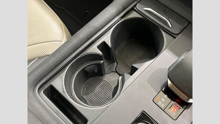 2023 認定中古車 Land Rover Discovery フジホワイト D300 AWD（オートマチック） METROPOLITAN EDITION