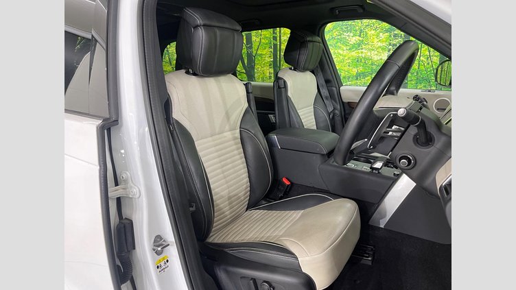 2023 認定中古車 Land Rover Discovery フジホワイト D300 AWD（オートマチック） METROPOLITAN EDITION