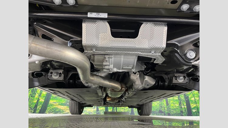 2025 認定中古車 Land Rover Discovery Sport サントリーニブラック D200マイルドハイブリッド（ディーゼル） 標準ホイール Landmark