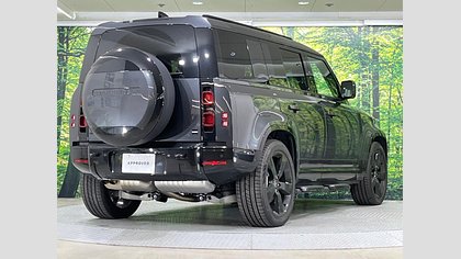 Defender 110 6