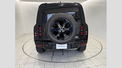 Defender 110 6