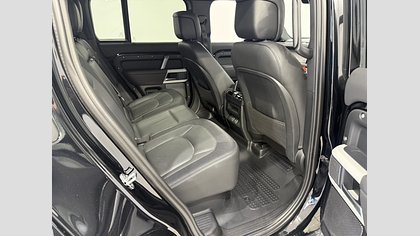Defender 110 4
