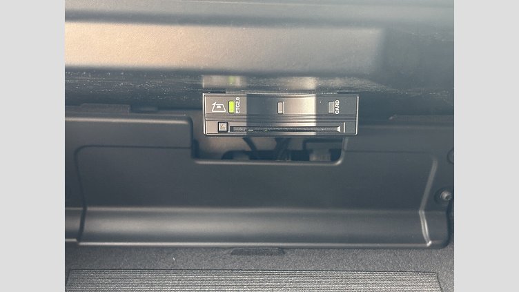 2023 認定中古車 Land Rover Discovery Sport フジホワイト P250 AWD（オートマチック） スタンダードホイールベース R-DYNAMIC S