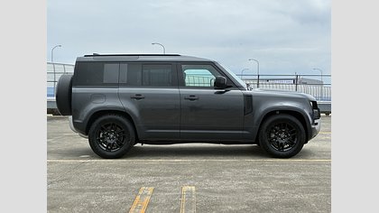 Defender 110 3