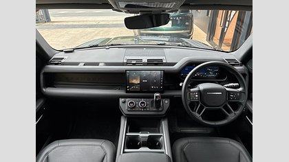 Defender 110 10