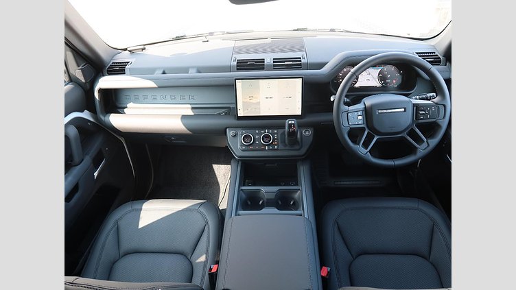 2025 認定中古車 Land Rover Defender 110 フジホワイト D350 ディーゼルマイルドハイブリッド S