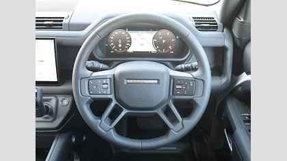 Defender 110 66