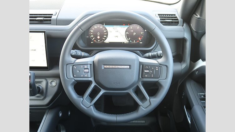 2025 認定中古車 Land Rover Defender 110 フジホワイト D350 ディーゼルマイルドハイブリッド S