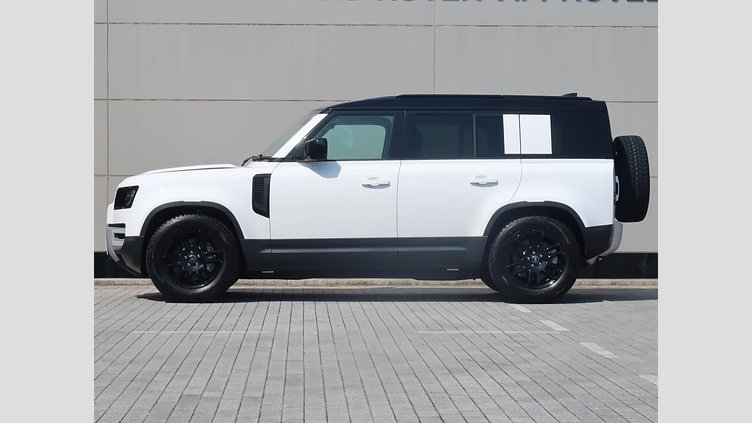 2025 認定中古車 Land Rover Defender 110 フジホワイト D350 ディーゼルマイルドハイブリッド S